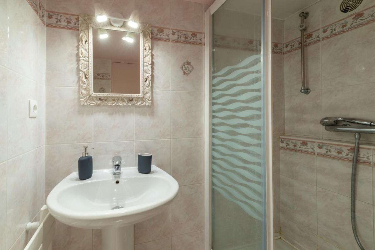 Le Scenario Apartment Карентан Екстериор снимка